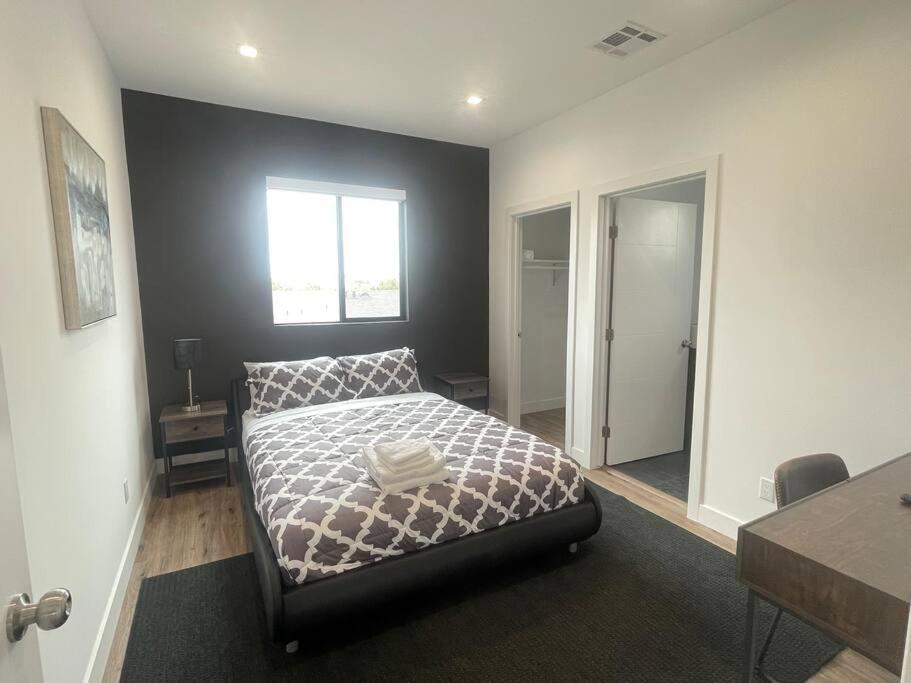 Delightful Town Home Close To Dtla Лос Анджелис Екстериор снимка